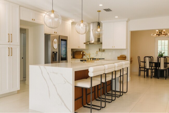 Foto del edificio - 2395 NE 184th Terrace