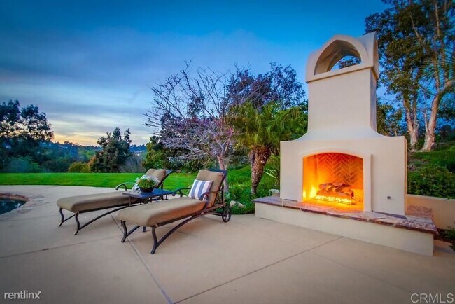 Building Photo - 6 br, 6.5 bath House - 17555 Ranchito Del Rio