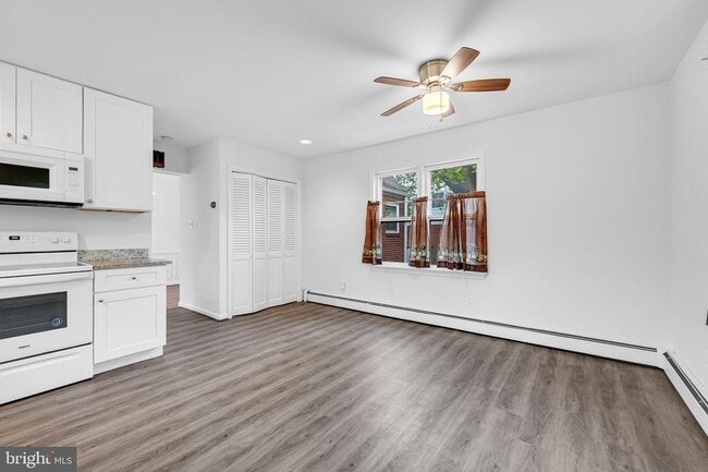 Building Photo - 5023 Druid Dr