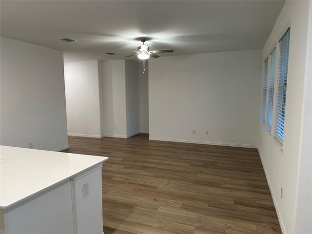 Foto del edificio - 1210 Mahogany Ln