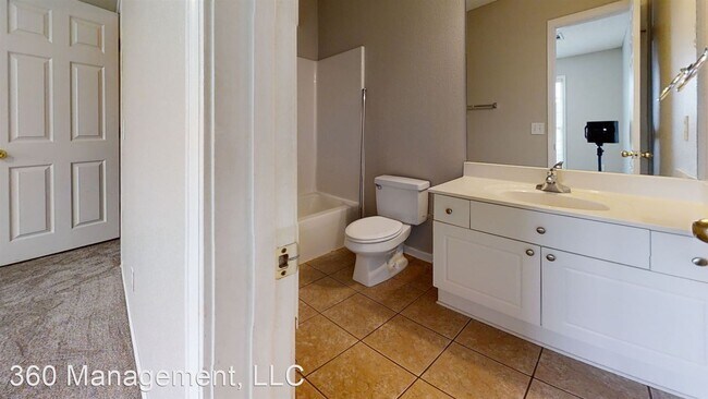 Foto del edificio - 3 br, 3 bath House - 552 Harper Ave Unit 3