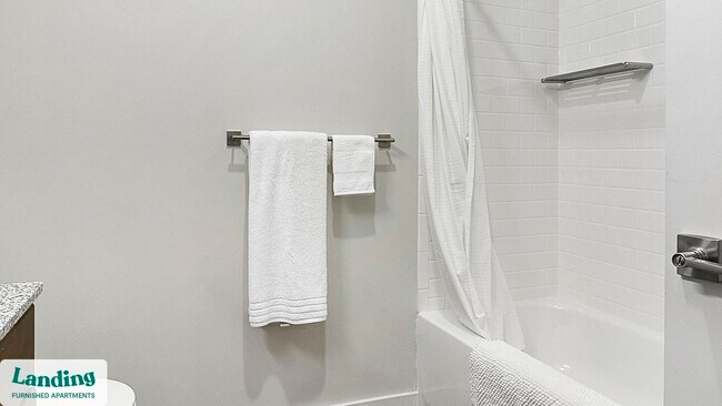 Foto del edificio - 9906 Runway Dr