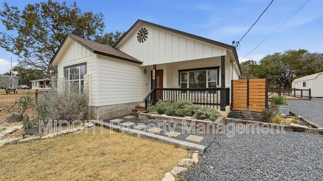 Building Photo - 1361 Bob White Dr