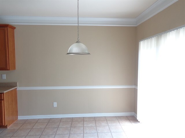 Building Photo - 6137 Kilchurn Dr