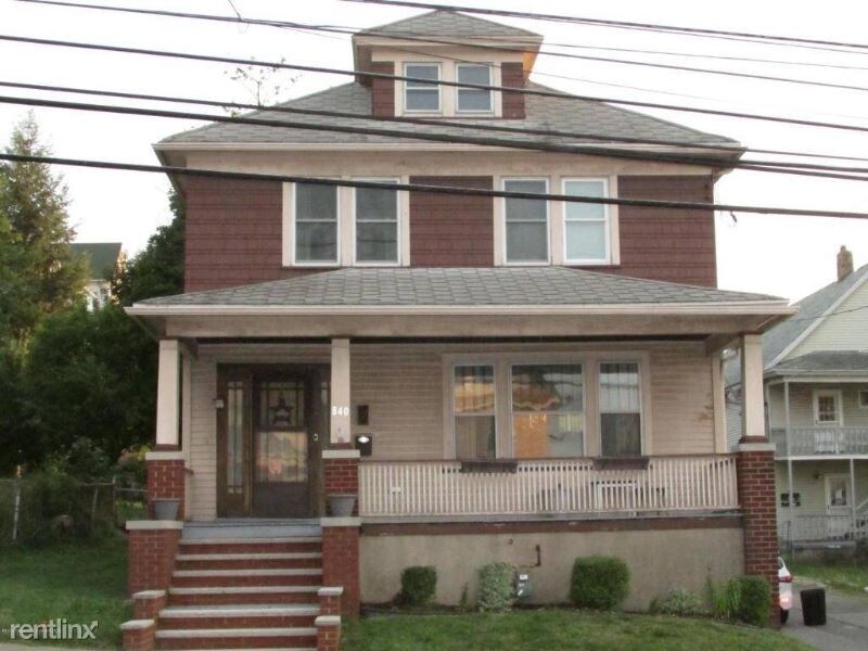 Primary Photo - 3 br, 1 bath House - 840 Moosic Street