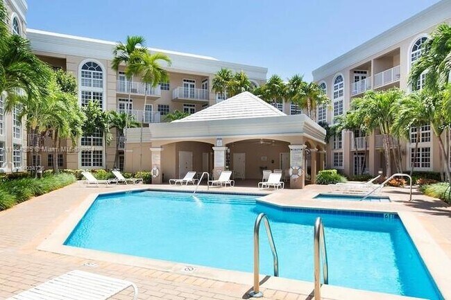 Foto del edificio - 1280 S Alhambra Cir