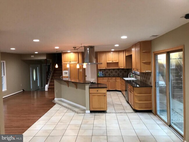 Foto del edificio - 7078 Token Valley Rd
