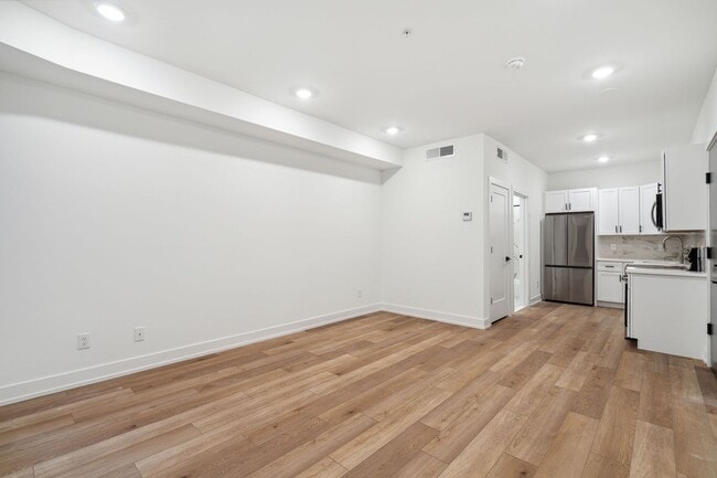 Photo - The Crown on Leland Apartments