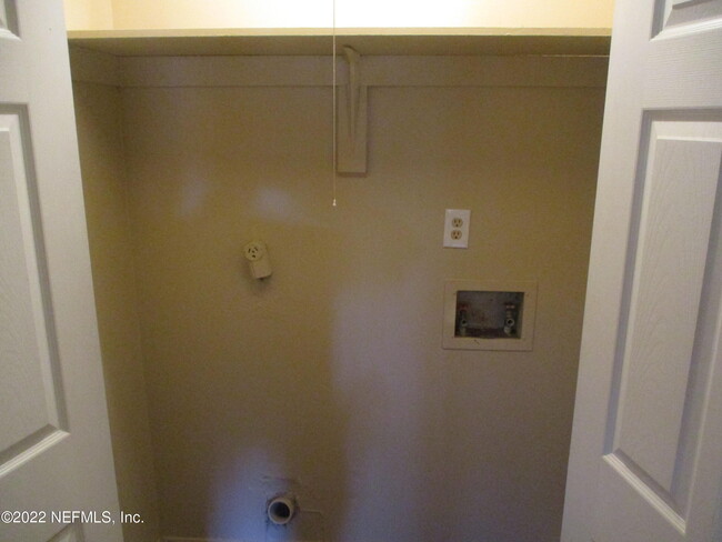 Building Photo - 474 Lombard St