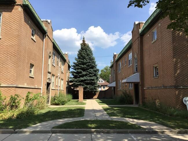 Primary Photo - 1 bedroom in Chicago IL 60639