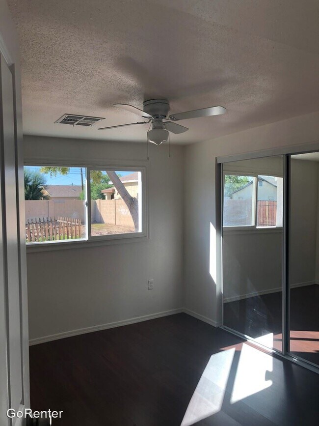 Foto del edificio - 2 br, 1 bath House - 6739 N 63rd Ave Unit A