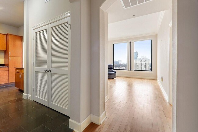 Foto del edificio - 3445 Stratford Rd NE