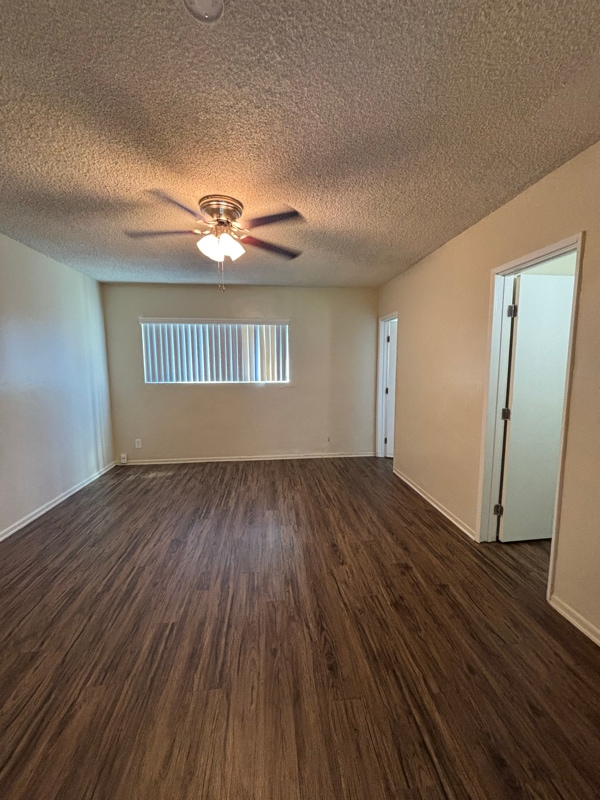 Building Photo - 909 S Citron St