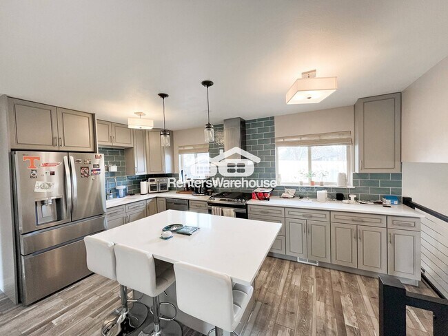 Foto del edificio - 13535 W Warren Cir