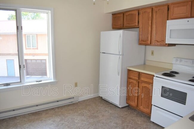 Building Photo - 310 S Lincoln Ave