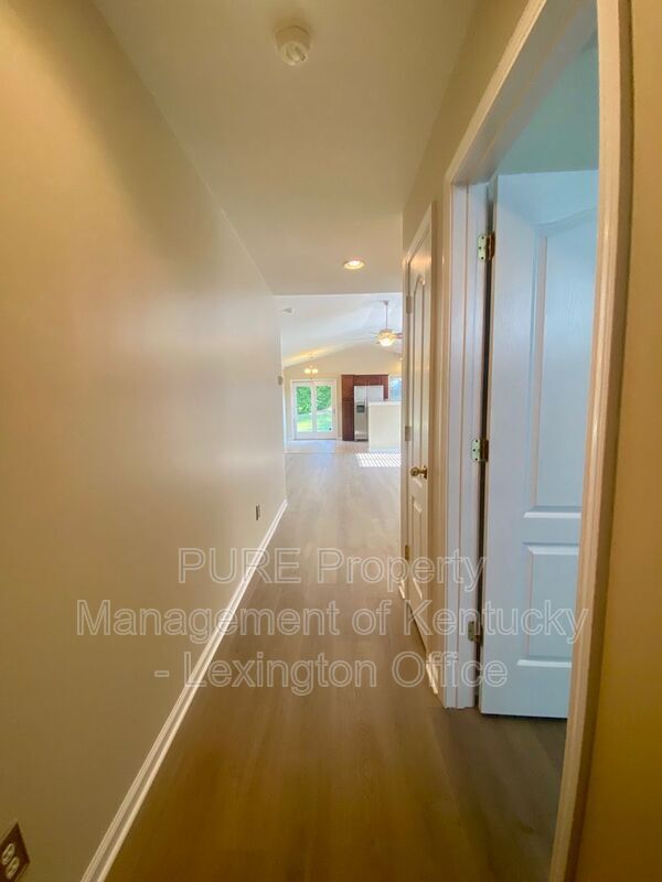 Foto del edificio - 3013 New River Pl