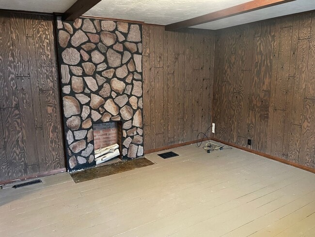 Building Photo - 19 Franklin St