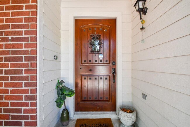 Foto del edificio - 17307 Shadow Ledge Dr