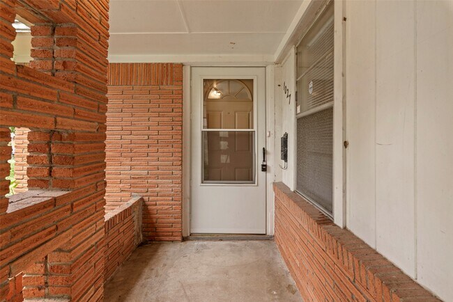 Foto del edificio - 1027 Stonecrest Dr