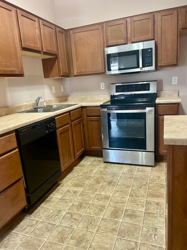 Building Photo - 7141 Chena Bay Ln