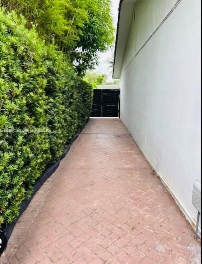 Building Photo - 12721 SW 75th St