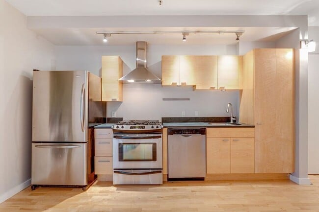 Photo - 1125 11th St NW House