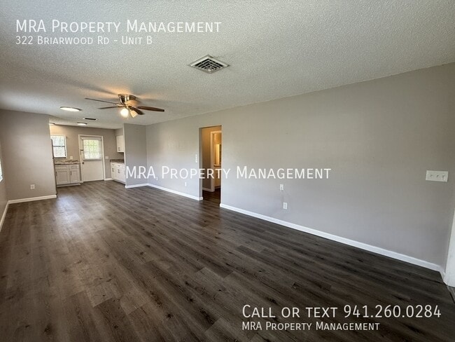 Foto del edificio - 322 Briarwood Rd