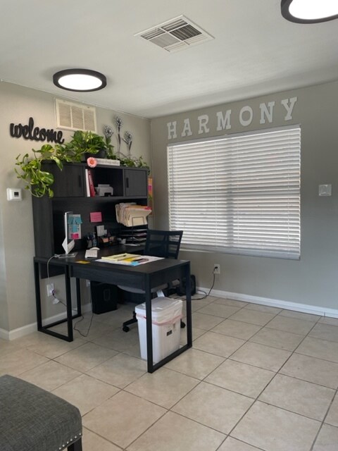Foto del edificio - Harmony Apartments