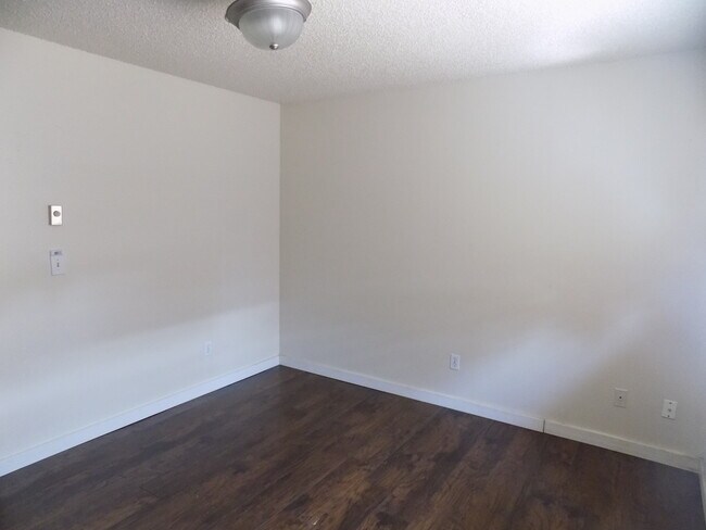 Building Photo - 2935 SW 170th Ave