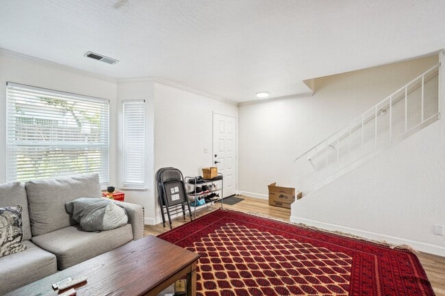 Building Photo - 3BR Townhome in Pleasant Hill With L2 EV C...