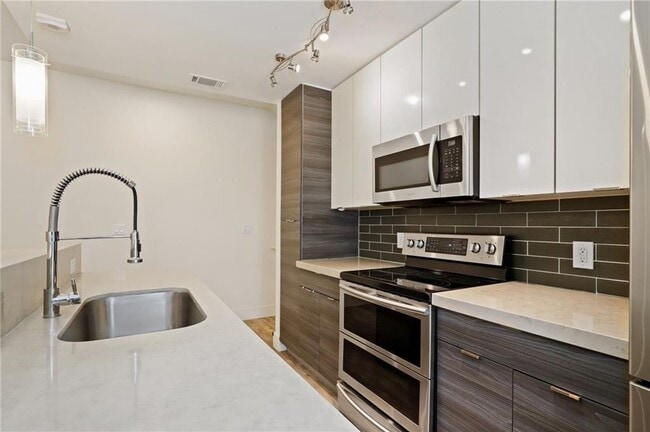 Foto del edificio - 604 N Bluff Dr