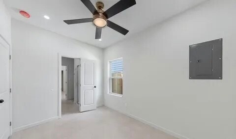 Foto del edificio - 4984 Alexa Rd