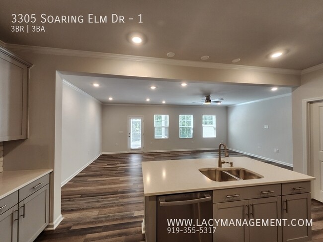 Building Photo - 3305 Soaring Elm Dr