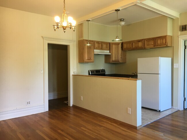 Foto del edificio - 801 S Cedar St