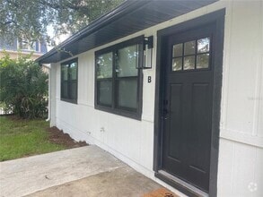 Building Photo - 704 Angelina Ln