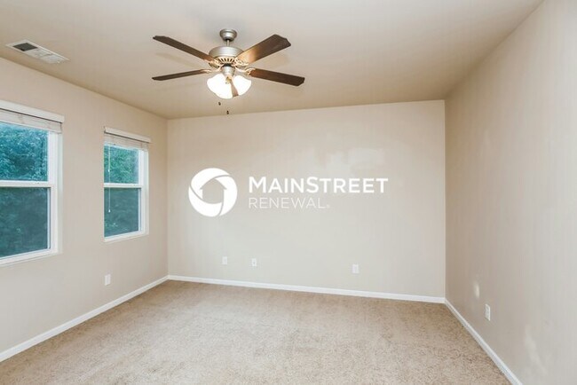 Building Photo - 3 Bedroom Pet-Friendly Home in Dallas, GA with Main Street Renewal