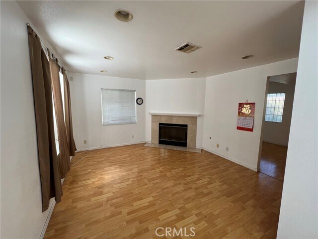 Building Photo - 4246 La Rica Ave