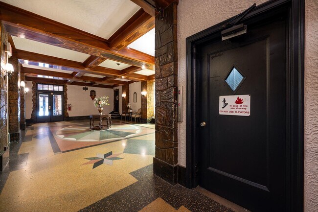 Foto del edificio - 63 Sherman Pl