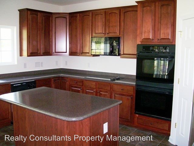 Building Photo - 3721 Cottesmore Dr