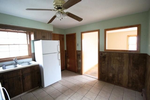 Building Photo - 3 bedroom in Meriden Connecticut 06450
