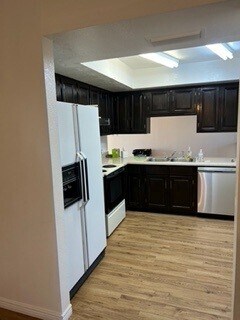 Foto del edificio - 3701 E Wethersfield Rd