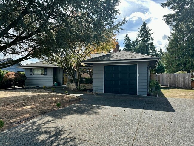 Photo - 4245 S 183rd St House