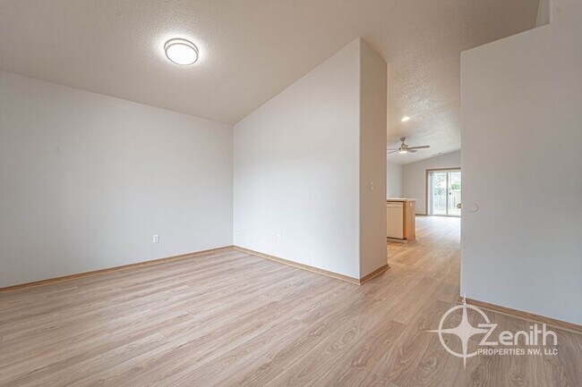 Foto del edificio - 115 NW 50th St