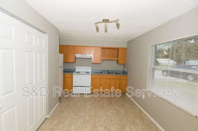 Foto del edificio - 3836 Deeson Rd