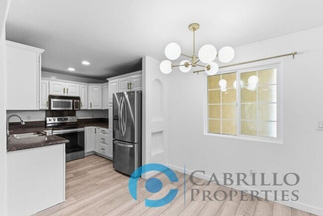 Foto del edificio - 5055 Collwood Blvd