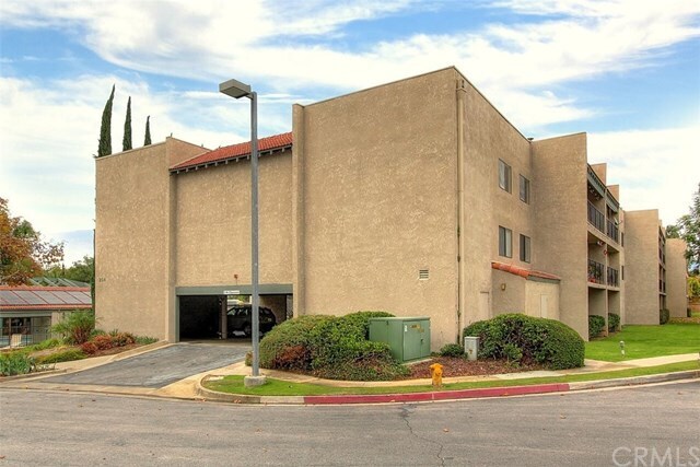 Foto del edificio - 254 E Fern Ave