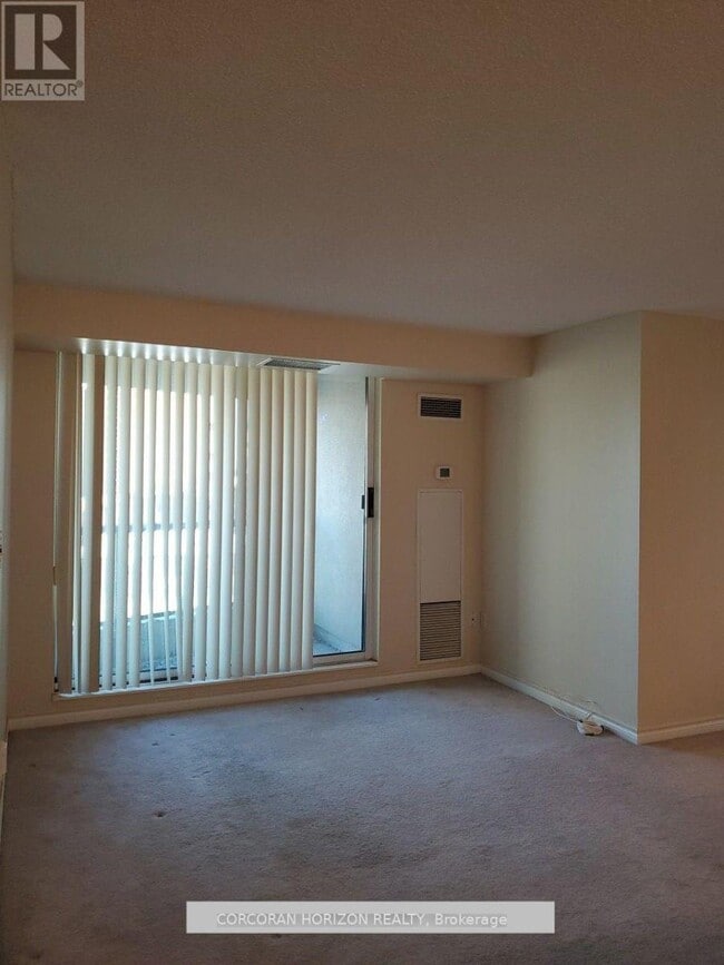 Building Photo - 7 Lorraine Dr