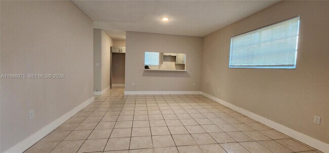 Foto del edificio - 800 SW 10th Ave