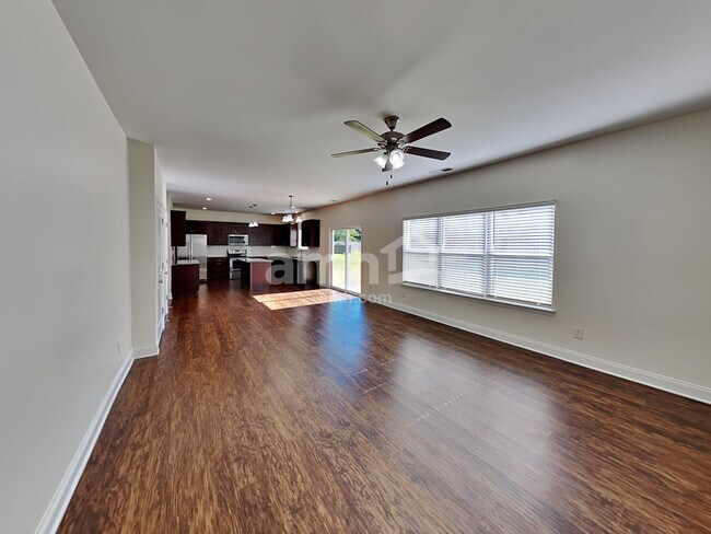 Building Photo - 3588 Okelly Dr