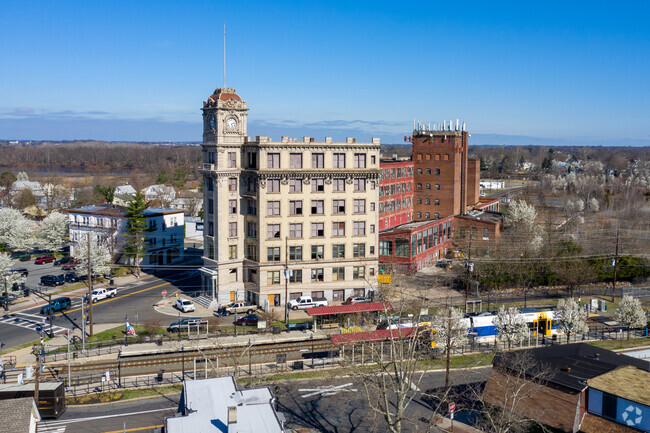 Building Photo - Keystone Watch Case Building